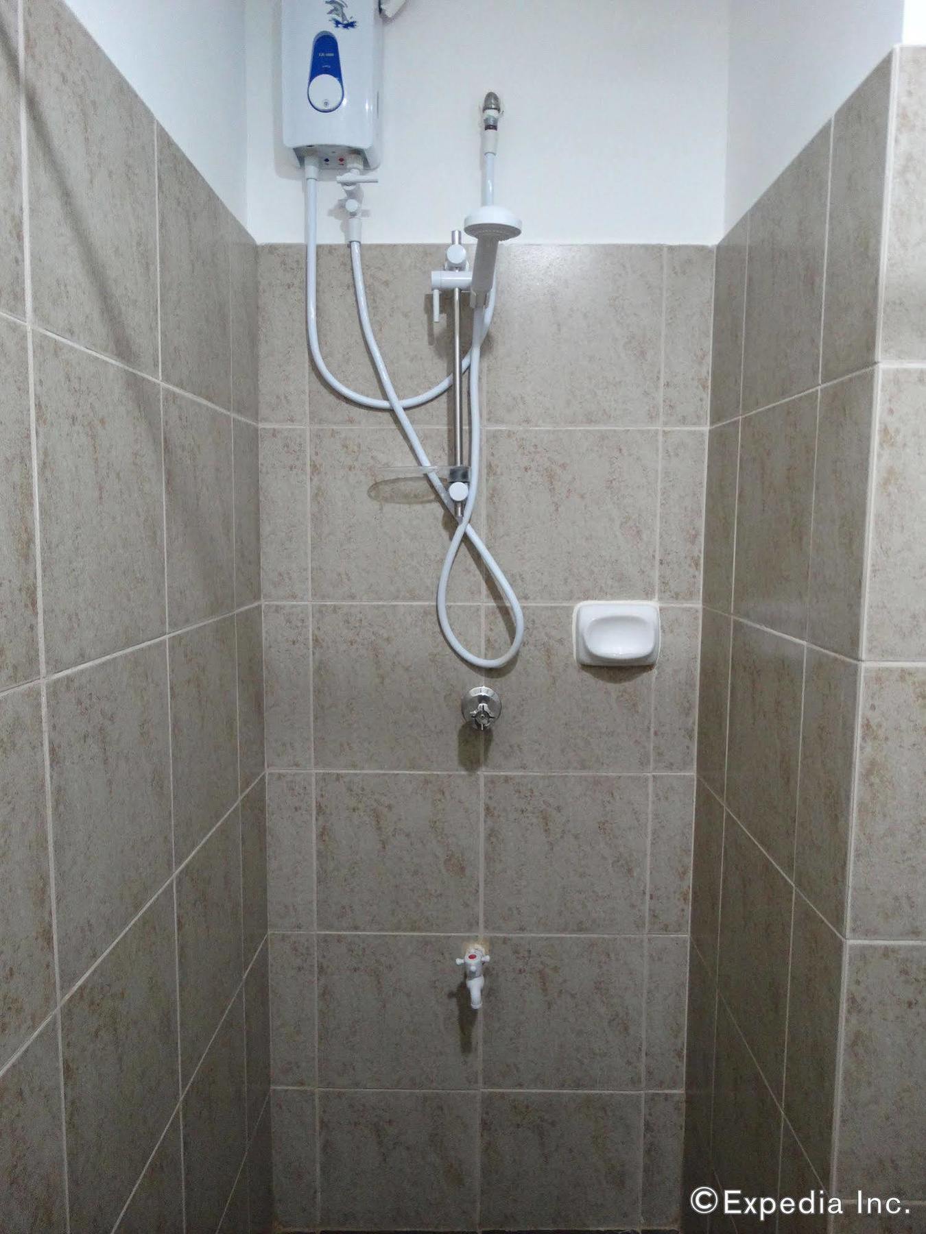Reddoorz Plus Near Rizal Junction Puerto Princesa Extérieur photo