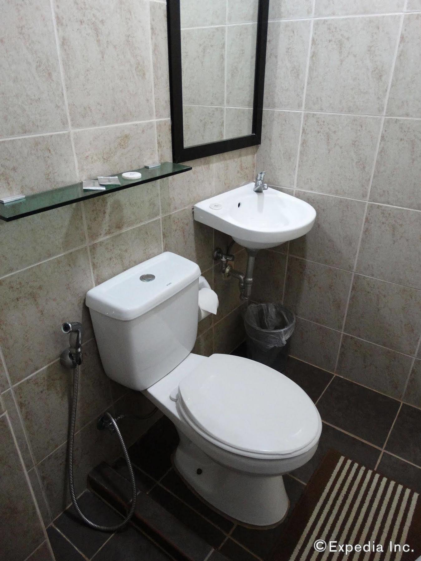 Reddoorz Plus Near Rizal Junction Puerto Princesa Extérieur photo
