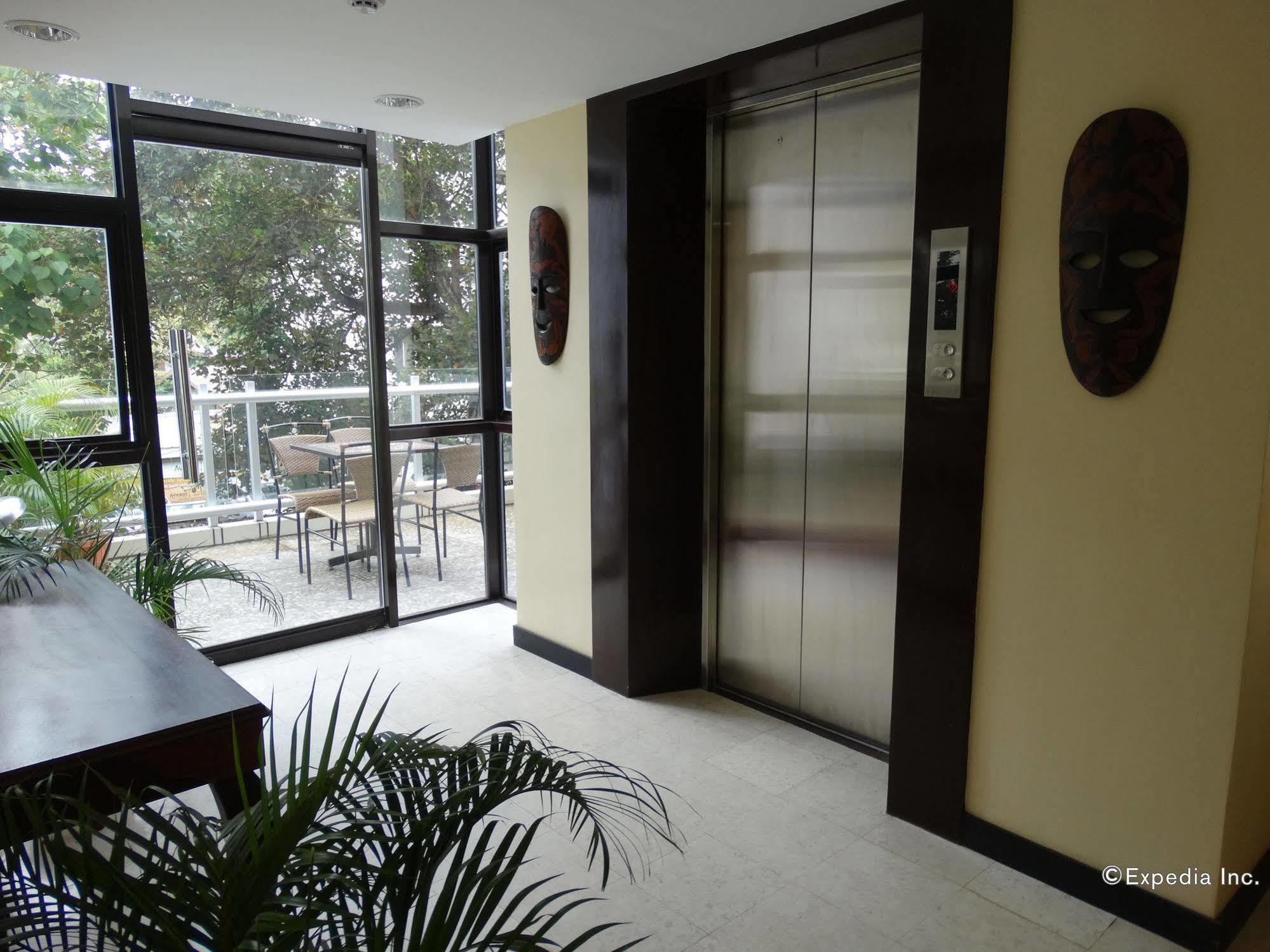 Reddoorz Plus Near Rizal Junction Puerto Princesa Extérieur photo