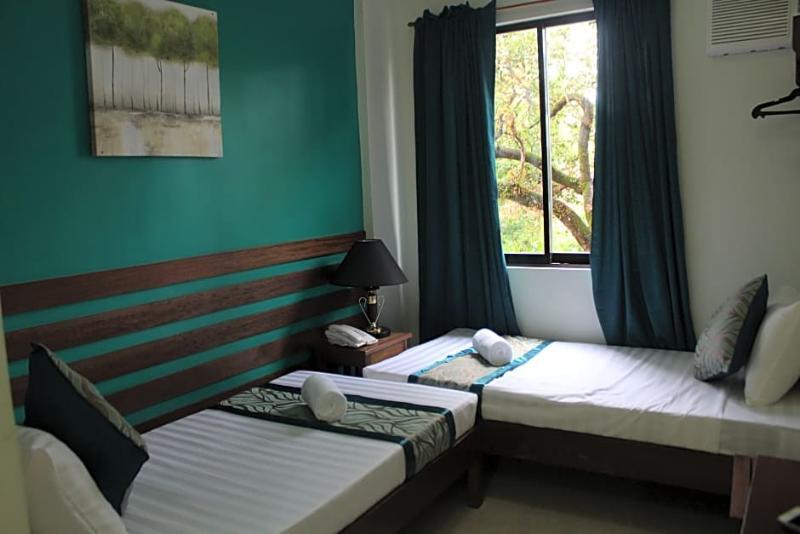 Reddoorz Plus Near Rizal Junction Puerto Princesa Extérieur photo