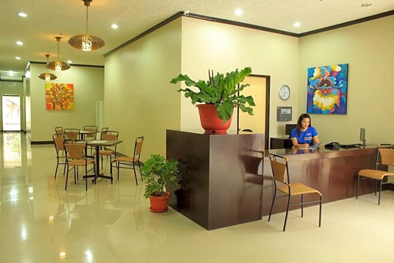 Reddoorz Plus Near Rizal Junction Puerto Princesa Extérieur photo