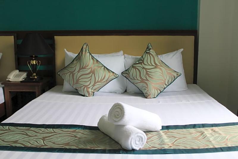 Reddoorz Plus Near Rizal Junction Puerto Princesa Extérieur photo